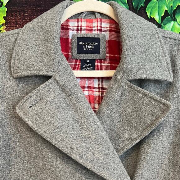 Abercrombie & Fitch Pea Coat Peacoat Jacket Womens Small Grey Red Plaid Wool - Picture 2 of 6